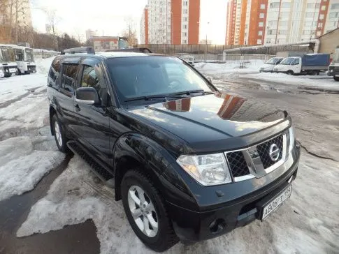 Nissan Pathfinder II