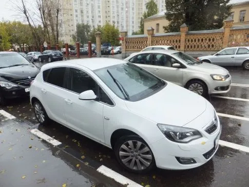 Opel Astra J